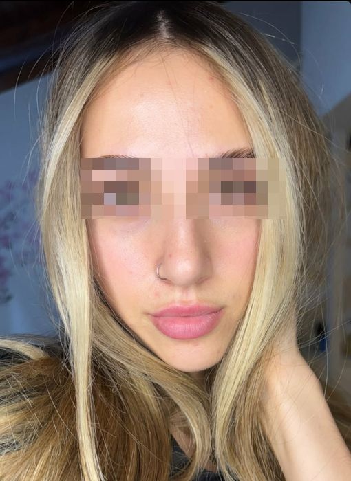 Blonde coquine à Toulouse cherche plan cul torride avec homme mûr